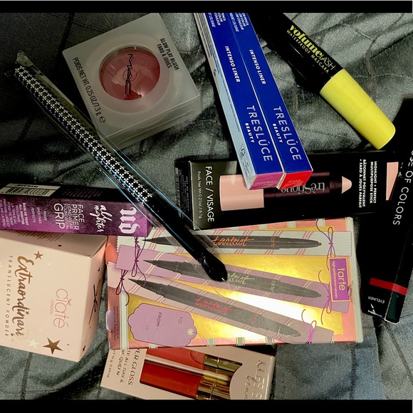 🔥BRAND NEW🔥 Makeup Bundle - Tarte, MAC, Urban Decay - Picture 1 of 6